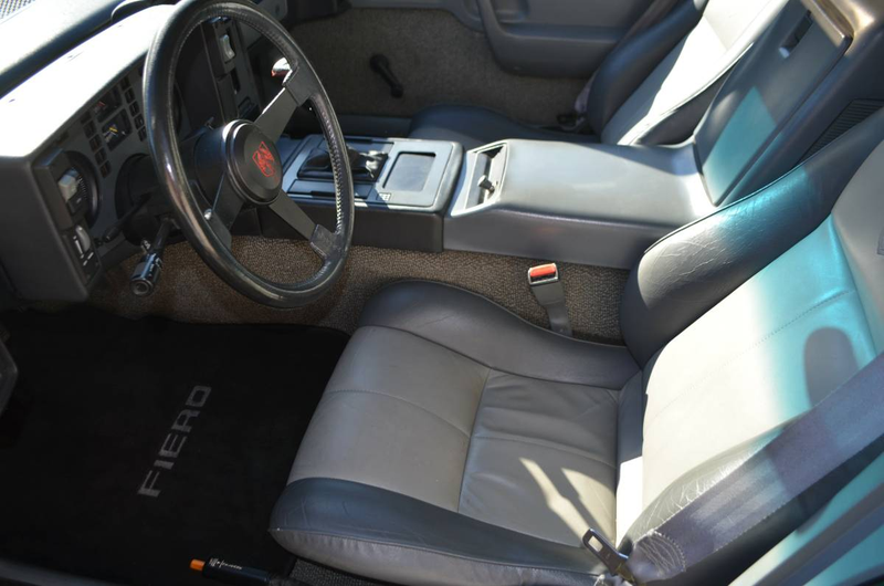 Illustration for article titled At $6,500, Does This 1988 Pontiac Fiero Have The Right Formula?